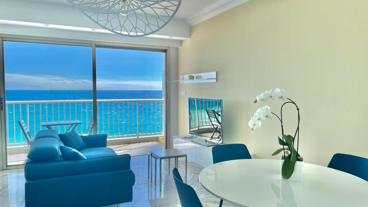 Seaviews By Jenni Menton, La Suite, Superbe Front De Mer, Top Emplacement Avec Terrasse Et Parking! Dış mekan fotoğraf